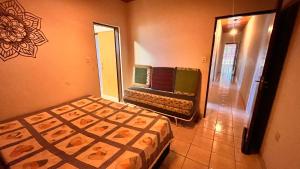 Chácara com piscina em Piracaia - 1 Km da cidade