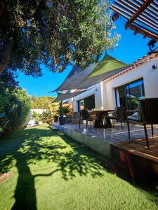 La Villa Blue Sausset les pins