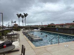 Suite w pool sauna canal