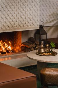 Riad Mint - Luxury Oasis in the Medina with Pool