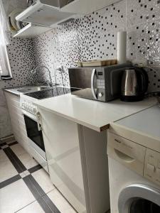 Три горішки