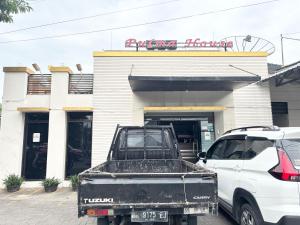 OYO 95102 Pulma House