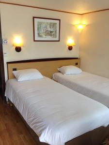 Twin Room room in Campanile Mulhouse - Illzach Ile Napoléon