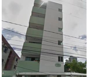 Excelente Quarto Suíte, fica a 350m da Praia Caribessa