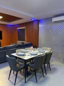 Indoor Pool with Jacuzzi and Karaoke Private Villa