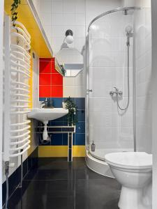 Spacious Apartment with 5 bedrooms and 2 bathrooms for 12 guest in Cracow Old Town