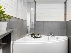 Spacious Apartment with 5 bedrooms and 2 bathrooms for 12 guest in Cracow Old Town