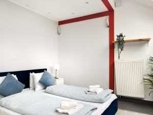 Spacious Apartment with 5 bedrooms and 2 bathrooms for 12 guest in Cracow Old Town