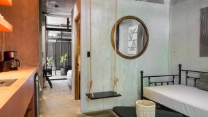 The Sandhaus Suite 1