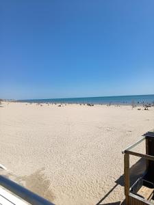 Appartement de charme en plein centre-ville, proche du marché