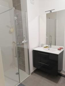 Appartement de charme en plein centre-ville, proche du marché