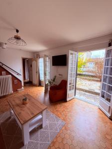 Maison proche de la Cité avec jardin