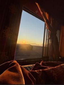 Bedouin Desert Life Camp & Jeep Tours