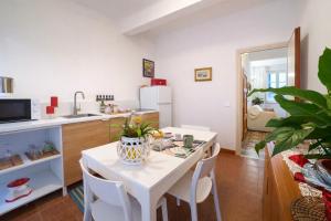 Oasi nel Cuore di Lucca, super centrale e luminoso