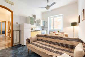 Torlonia Apartment Metro B