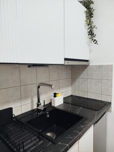 Violet Vista - Smart Apartment