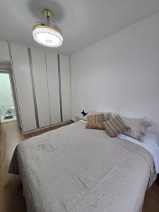 Beachfront in Gonzaga Full Kitchen and Garage