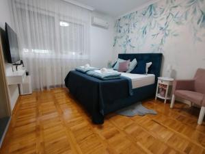 Violet Vista - Smart Apartment