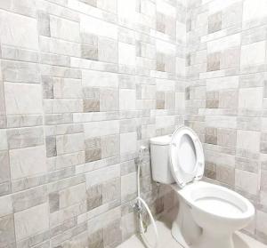 Villa kayu manis batu