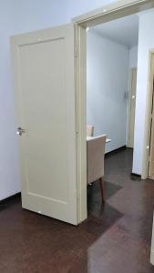 Apartamento em frente à Praia Gonzaguinha