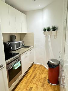 Riverside getaway - Monthly stays