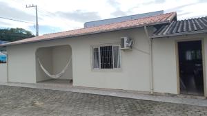 Casa 980 km da praia nos Ingleses