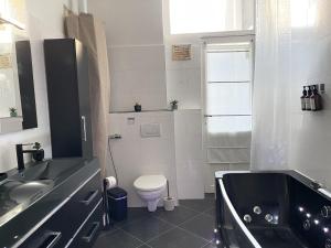 Beautiful condominium with jacuzzi