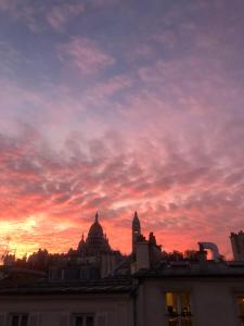 single room montmartre, balcon sacré coeur