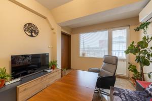 Budget Central Flat Near Market & Bus Station