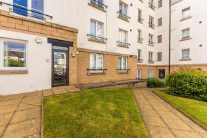 Charming, bright city centre flat