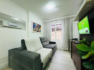2 Dorm 1 Vaga Ap 201 - Frente ao Shopping da Av Brasil