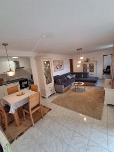 ME LIVING - Ferienhaus - Stadtnähe