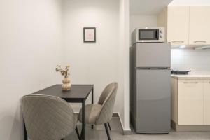 Minimal Harmony Apartment - Nea Smyrni by ΜΡS