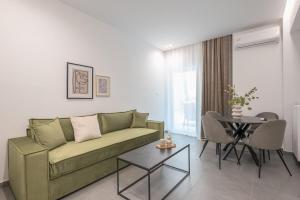 Minimal Harmony Apartment - Nea Smyrni by ΜΡS