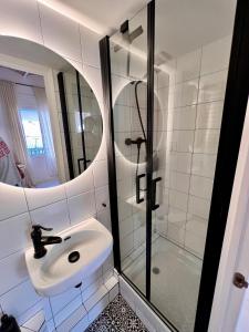 Cozy Barceloneta Beach Flat - Newly Renovated