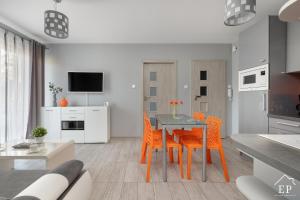 Apartament Rodzinny SUNSET Dziwnówek z 2 łazienkami i 2 sypialniami Leśne Tarasy 200 m do plaży EPapartamenty