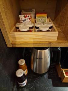 Baita Cornigol ai piedi delle Dolomiti