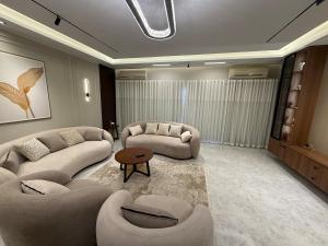 Modern & Cozy Apartment Near Cairo Attractions