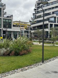 Lake view luxury sunset apartament