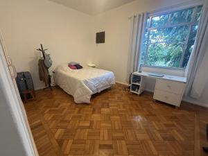 Casa no Alto de Laranjeiras