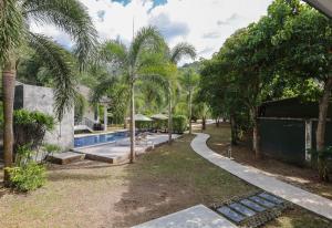 Nua Tone Pool Villa I Mountain View I Bangtao Beach