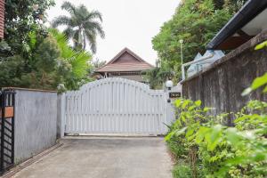 2,5BR Tropical Lakeview Villa I Bangtao Beach