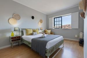 MyRiverPlace N 4 Private Terrace River View Porto apartments