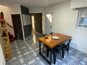 Duplex 4 con cochera privada y parrilla