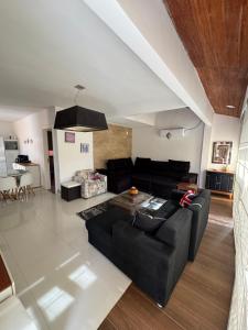 Casa Formosa - 4 suítes - praia e piscina em condomínio