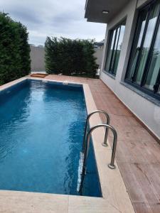 Villa with private pool for daily rent in Istanbul