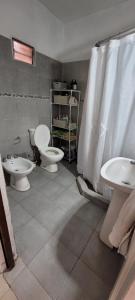 Chinchu hostel a tan sólo 10 minutos del Aeropuerto Ezeiza