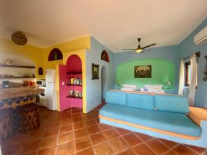 Casa MoJo - Whole house 7BR, heated pool, WiFi