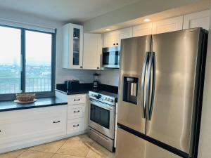 Perdido Towers E0702