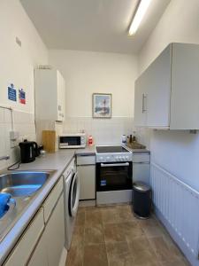 Cosy Central Apartment in Camden, Central London